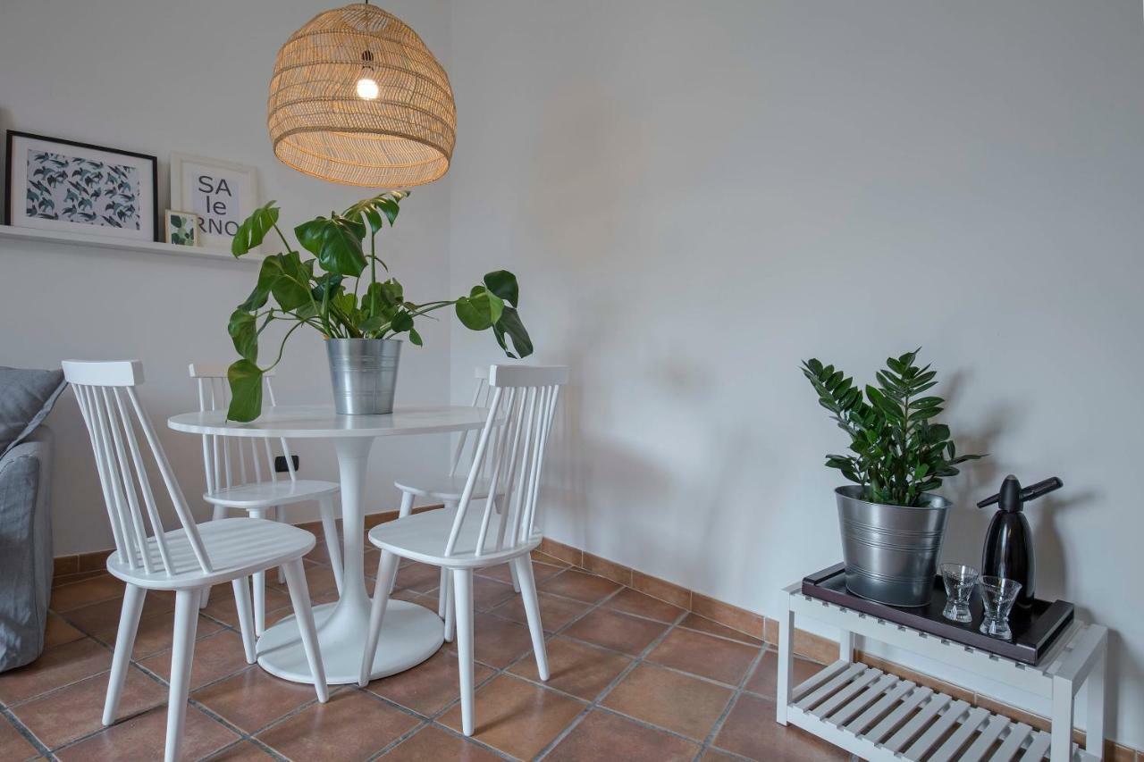 Casa Giada Apartment Salerno Luaran gambar